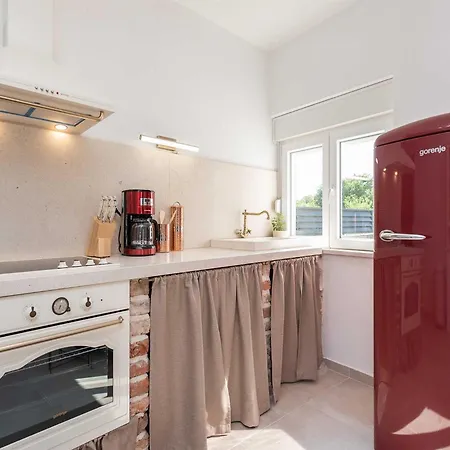 بيت للعطل Marcela With Pool Pridraga