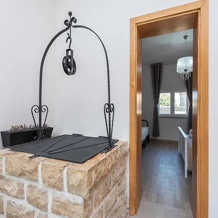 Vakantiehuis Marcela With Pool *